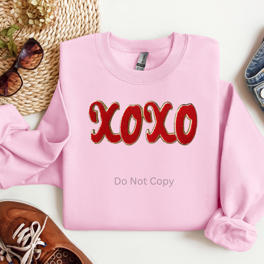 XOXO Chenille Patch ONLY - This is NOT a T Shirt